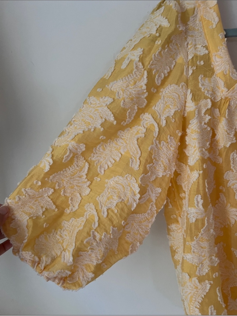 Anthropologie Yvonne Yellow Textured Buttondown Sz Medium Puff Sleeve Top boho - Picture 4 of 5